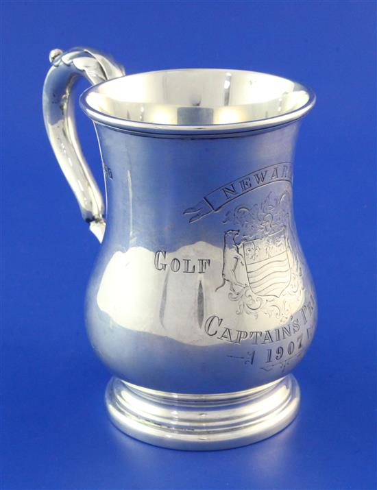 An Edwardian silver golf related mug, 10.5 oz.